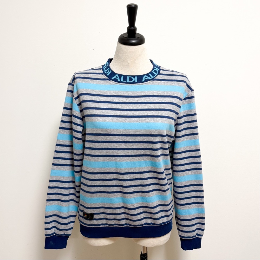 Aldi Gear Heather Grey Blue Stripe Logo Crew Neckline Sweatshirt Unisex Medium